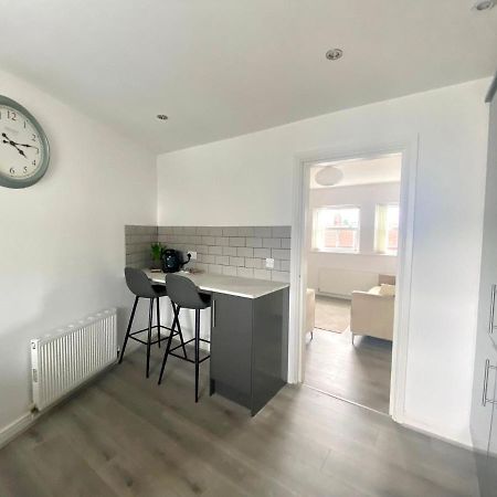 Lovely Stylish Apartment Near Penny Lane! Free Parking Liverpool Luaran gambar