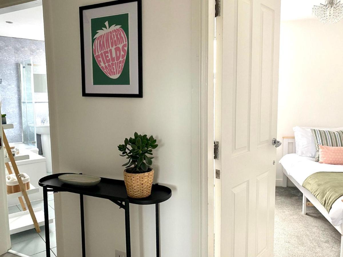 Lovely Stylish Apartment Near Penny Lane! Free Parking Liverpool Luaran gambar