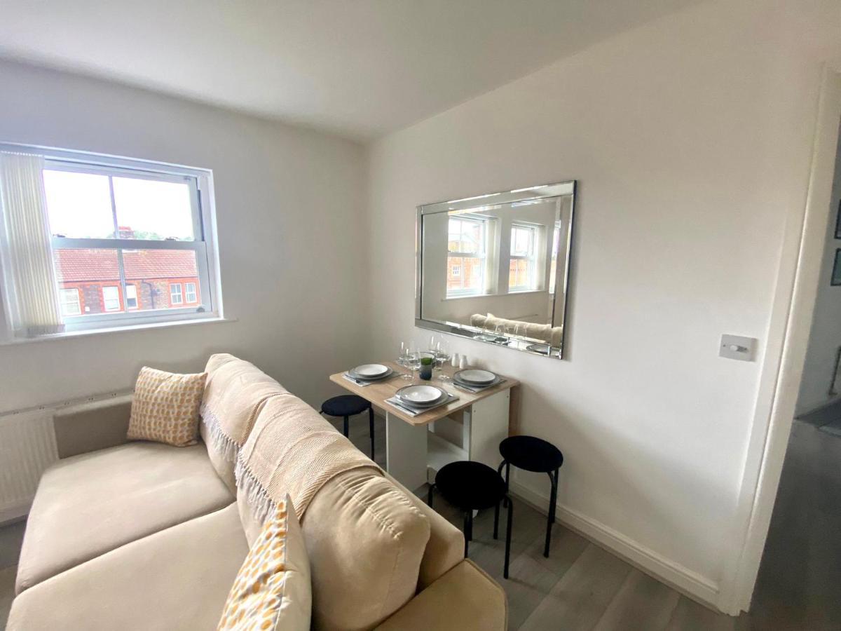 Lovely Stylish Apartment Near Penny Lane! Free Parking Liverpool Luaran gambar